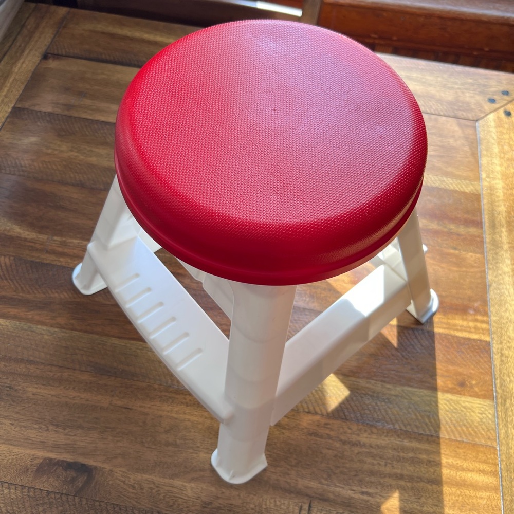 Step2 Plastic Stool Kids Replacement Red Childrens 11” Tall Vintage